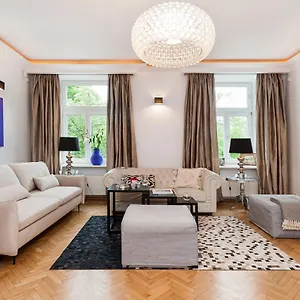  Apartment Syncret - Loftaffair